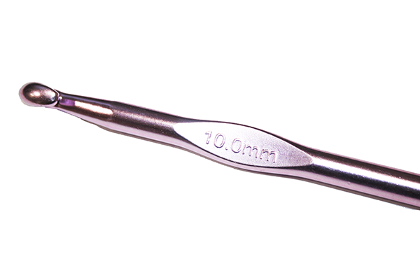 

Крючок для вязания металлический цветной 15см:10мм