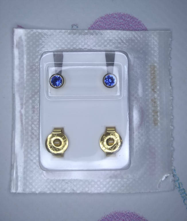 

Серьги M, завальцованные золотой, камень сапфир, R209Y Studex