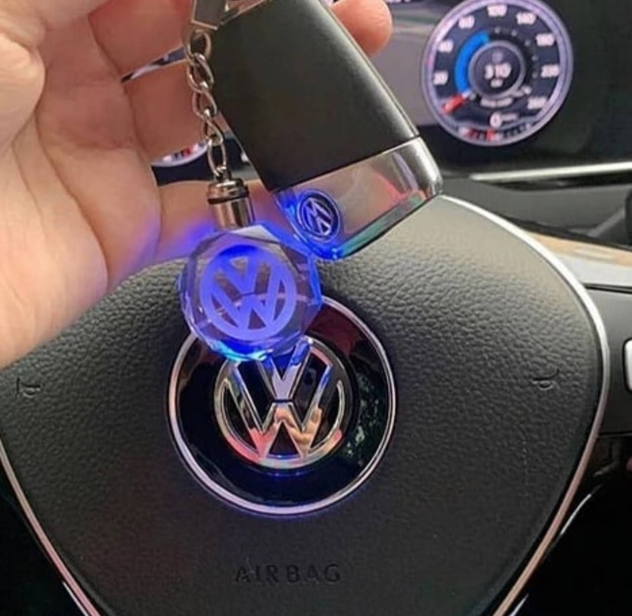 

Led брелок кристалл VOLKSWAGEN