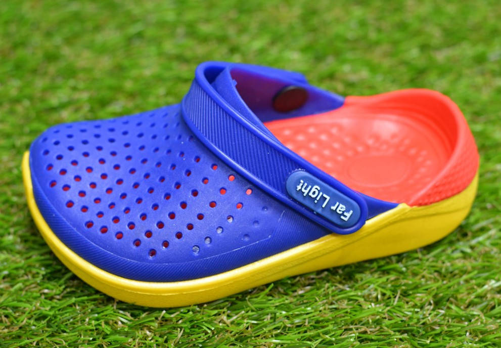 

Детские шлепанцы кроксы сабо crocs rad blue синие р24-29 25, Синий