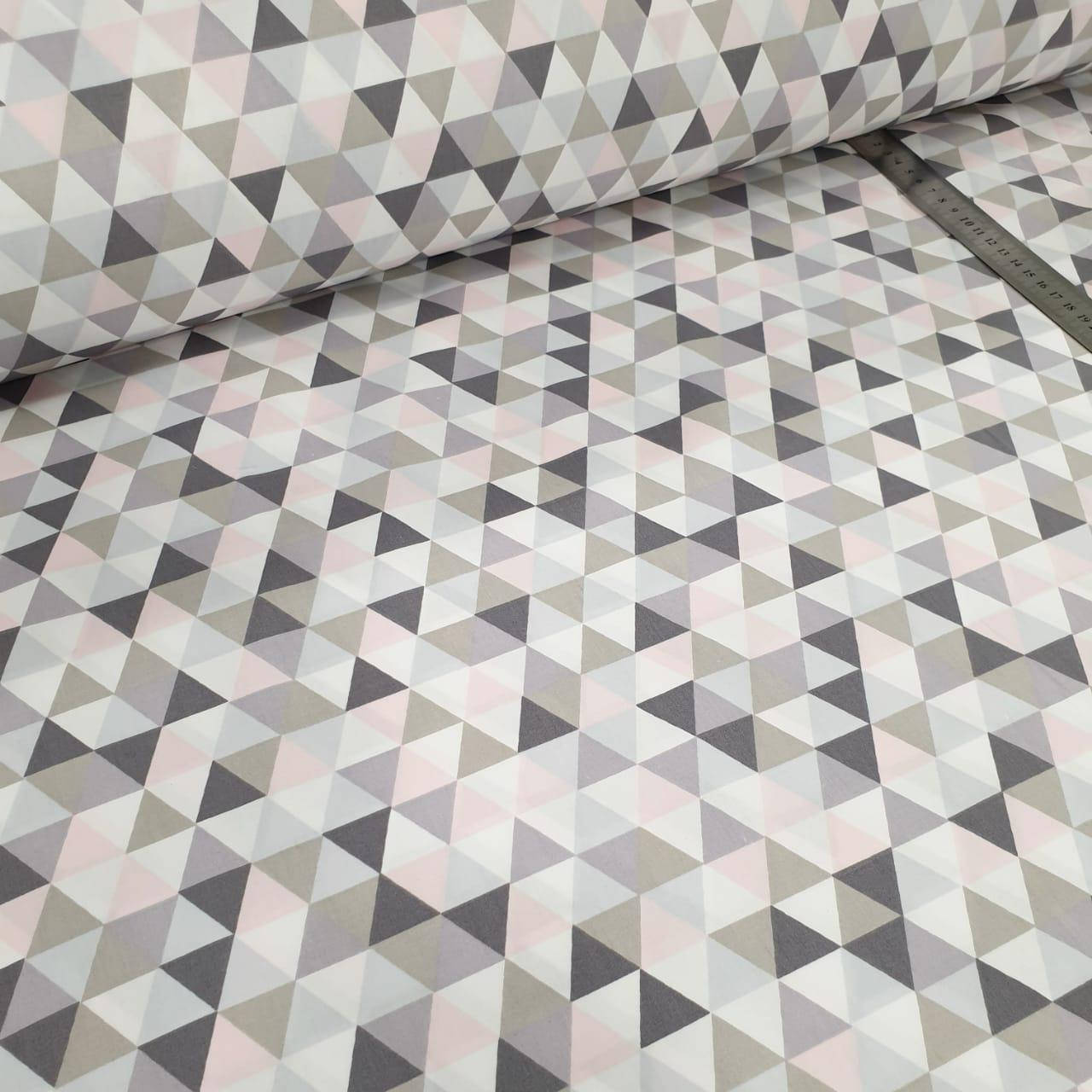 

Сатин. Треугольники розовые