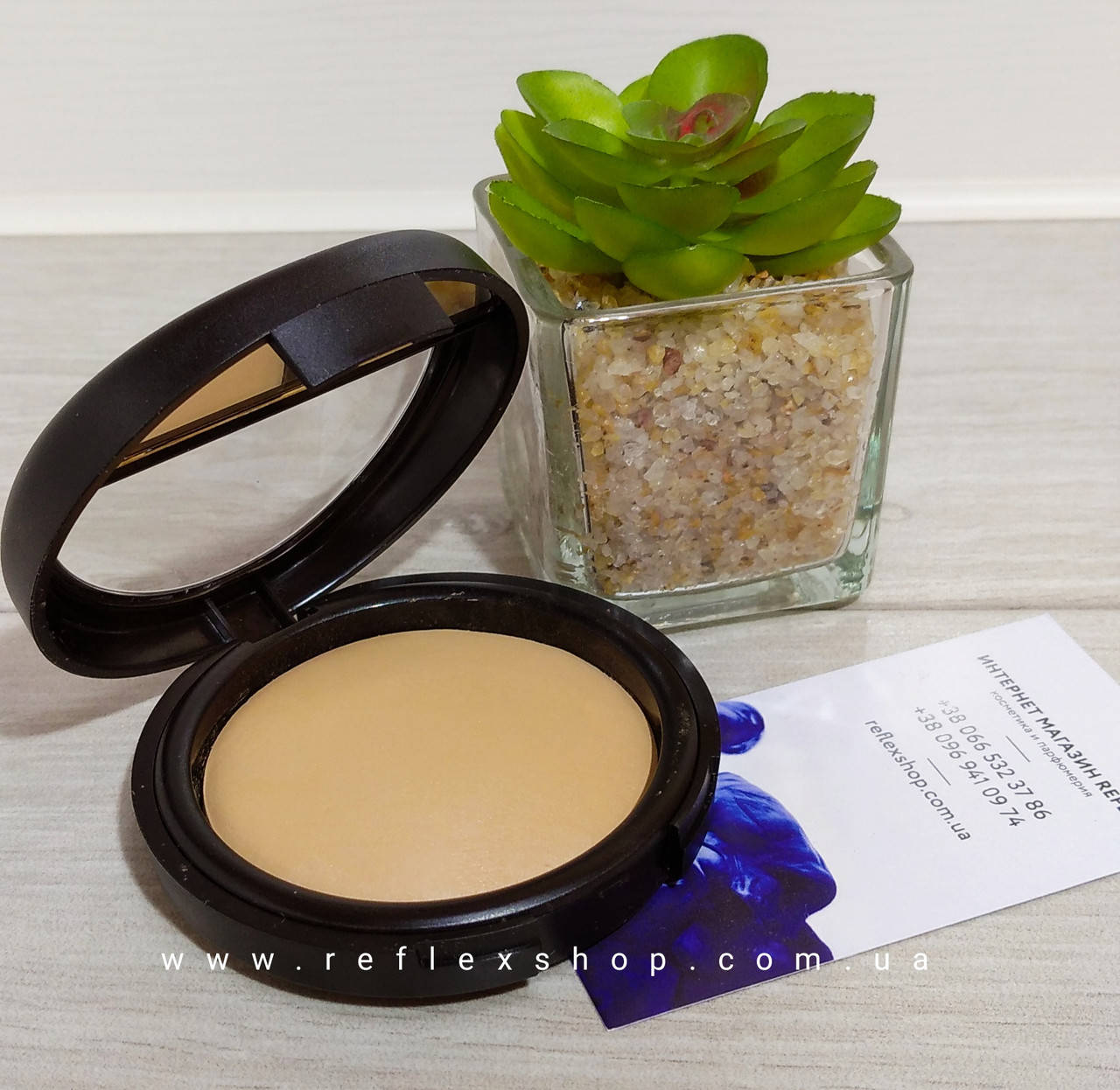 

Пудра для лица Flormar №20 Terracotta Baked Флормар запечённая