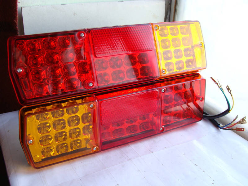 

Фонари КАМАЗ ТЮНИНГ диодные 2ШТ 24V (пр-во ДК) О 0105653988