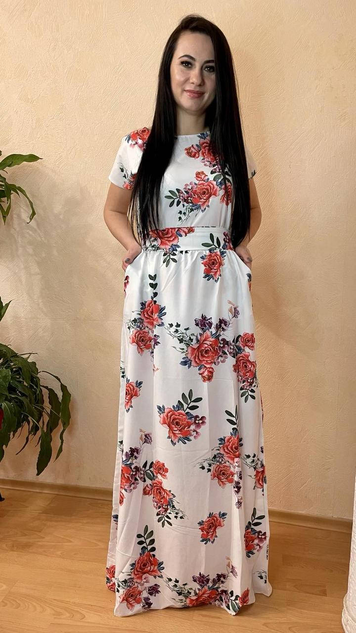 

Платье летнее длинное с цветочным принтом белого цвета размеры от 44 до 64