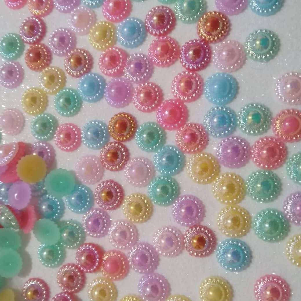 

Серединка полубусины с огранкой. Диаметр - 11 мм. Цвет - МИКС .Набор -10 шт