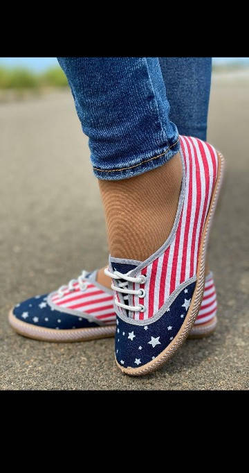 

Кеды женские на низкой подошве цвет Америка