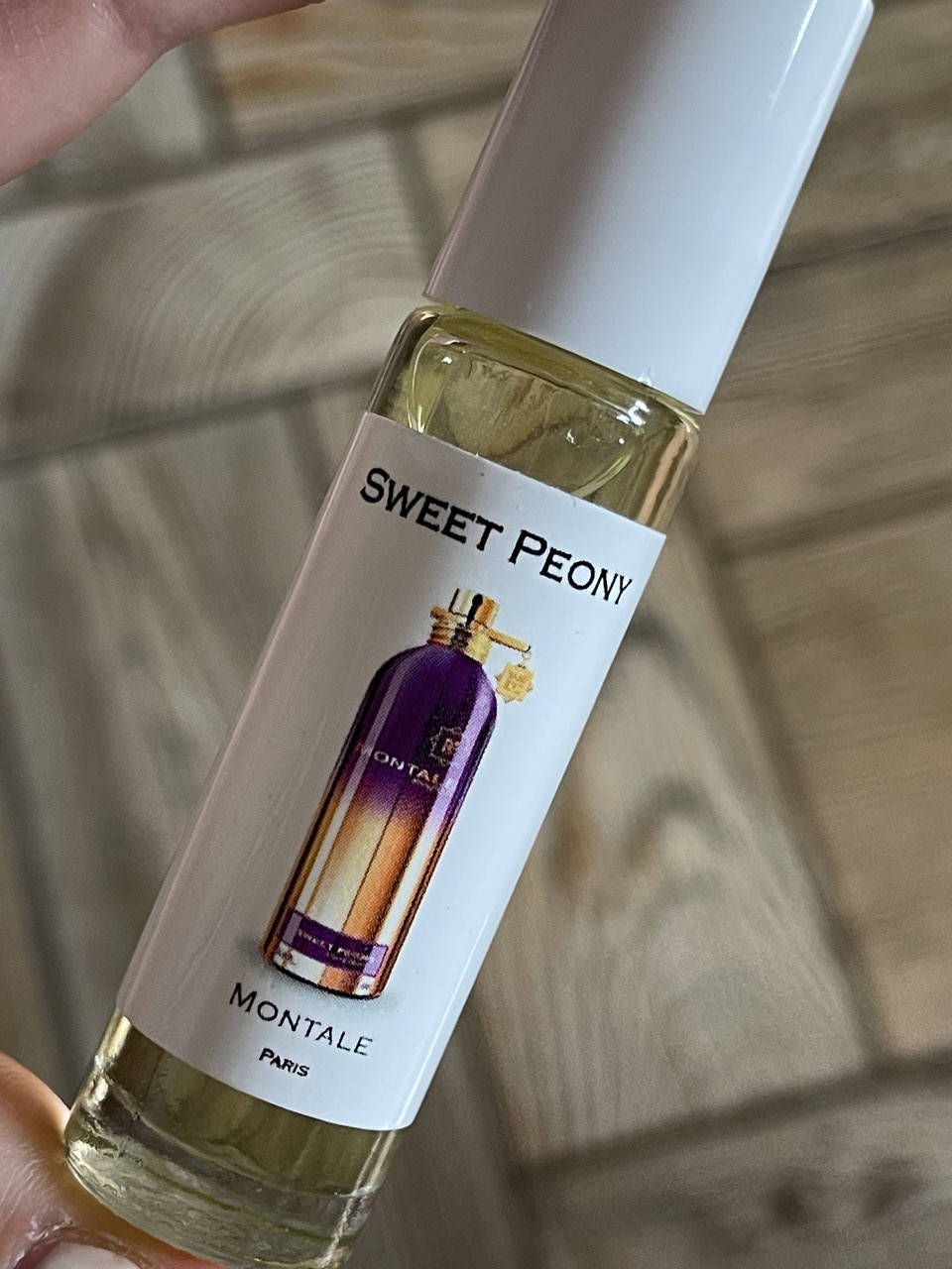 

Парфюмированное масло Montale Sweet Peony 15 мл