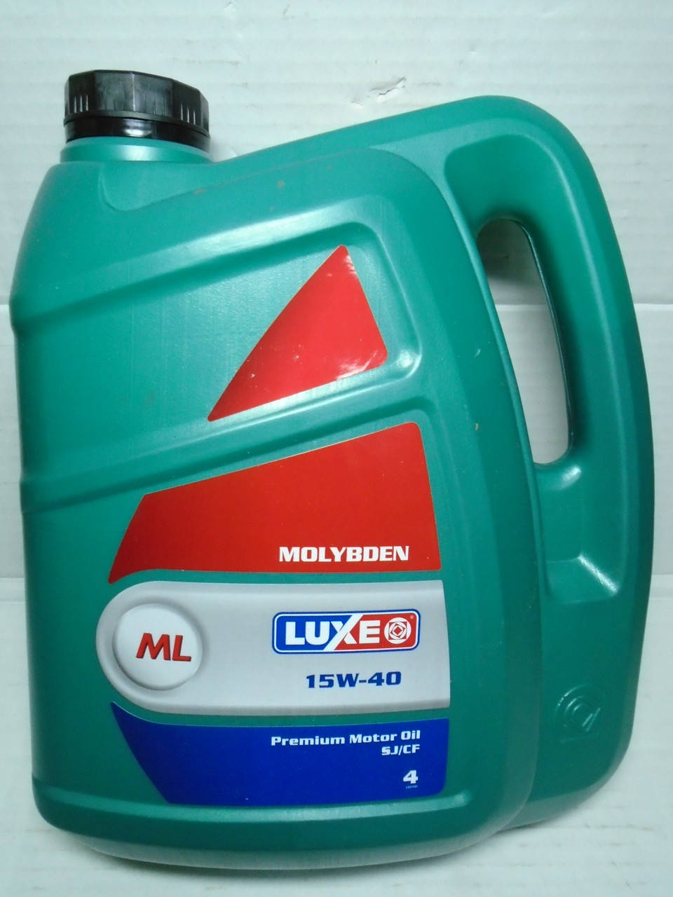 

Масло моторное минеральное с молибденом 15W40 Luxe 4л