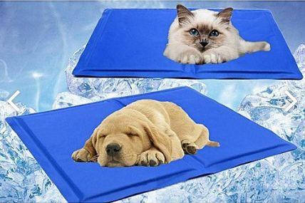 

Охлаждающий коврик лежак для собак и кошек PET COOL MAT M (40 x 50см)