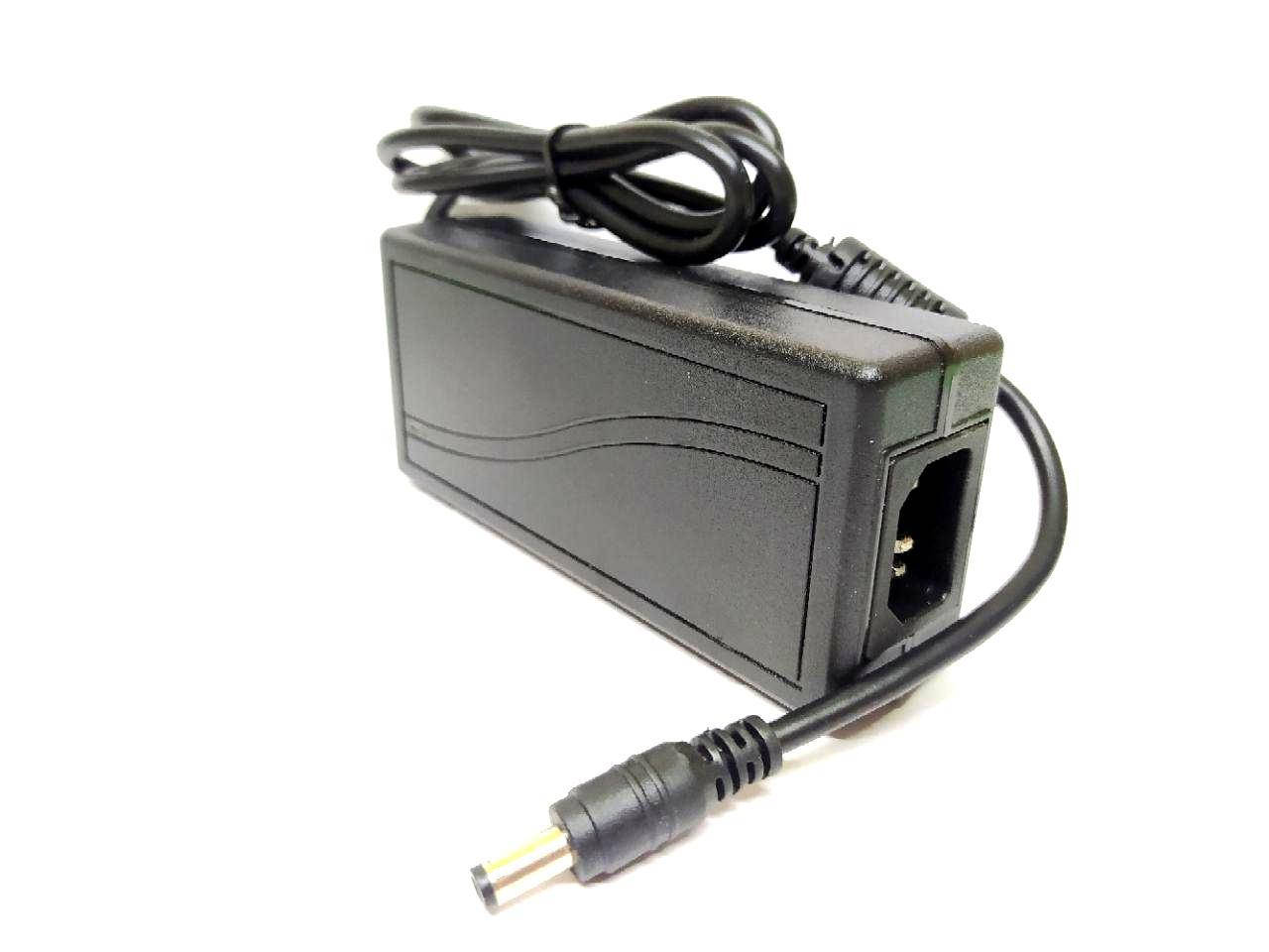 

Блок питания 12V 4A 48W (пластиковый корпус) 5.5*2.5мм, Черный