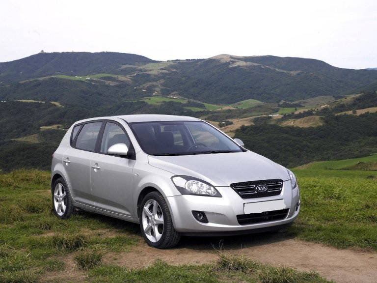 

Дефлектор на капот (мухобойки) Kia Ceed 2007-2009 г.
