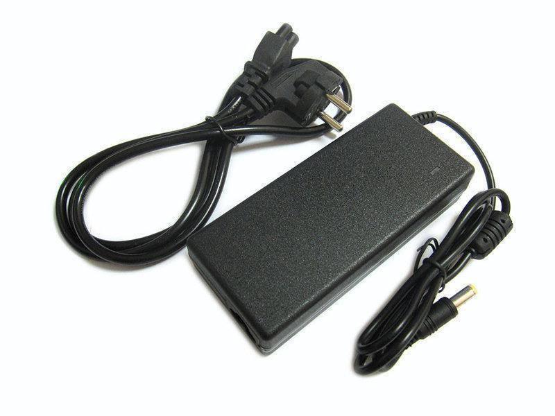 

СЗУ адаптер 220V на 5USB + кабель питания (микки маус)