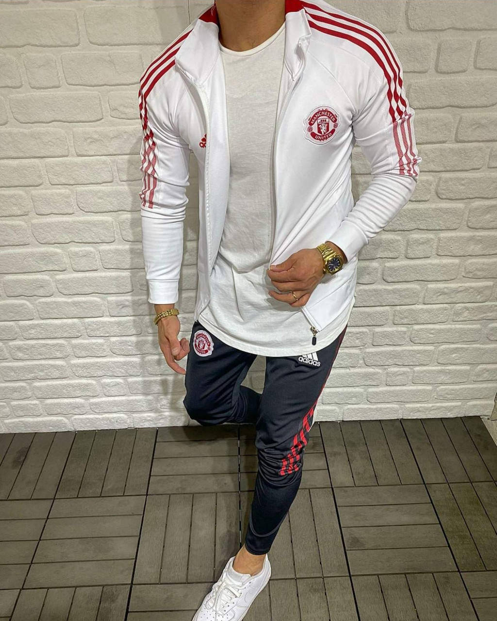 

Мужской спортивный костюм Adidas Манчестер Юнайтед демисезонный