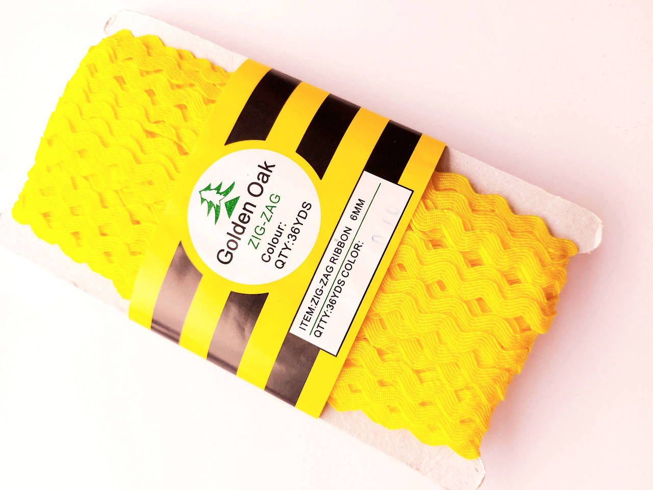 

Тесьма зигзаг вьюнок ( зиг-заг ) 5-6 мм, Тасьма зигзаг в'юнок, в'юнчик ( 30 метрів) жовтий, Желтый