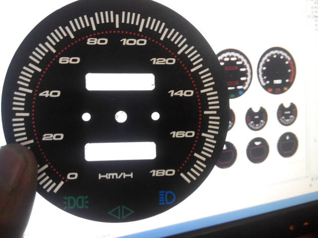 

Шкалы приборов 2106, 03 прозрачная в стиле AutoGauge