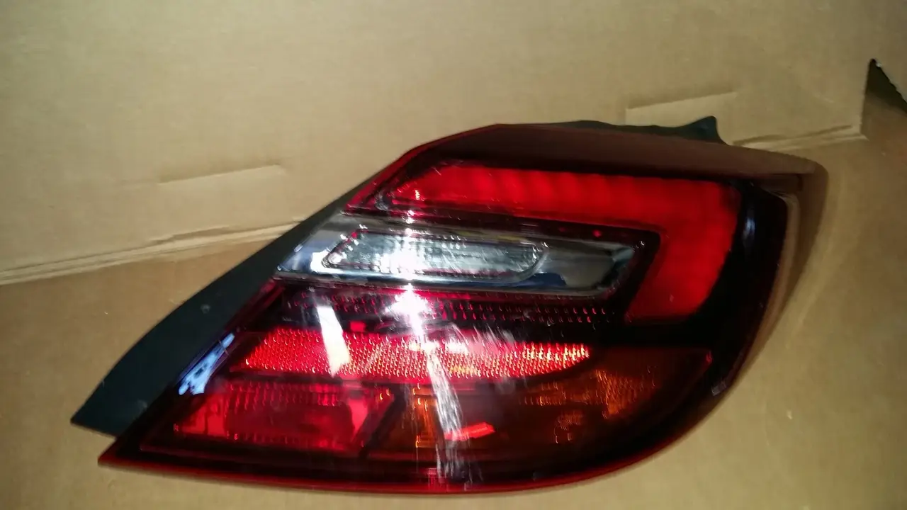 

Фонарь стоп opel insignia Рестайл HB Права под заказ 2-4 дн