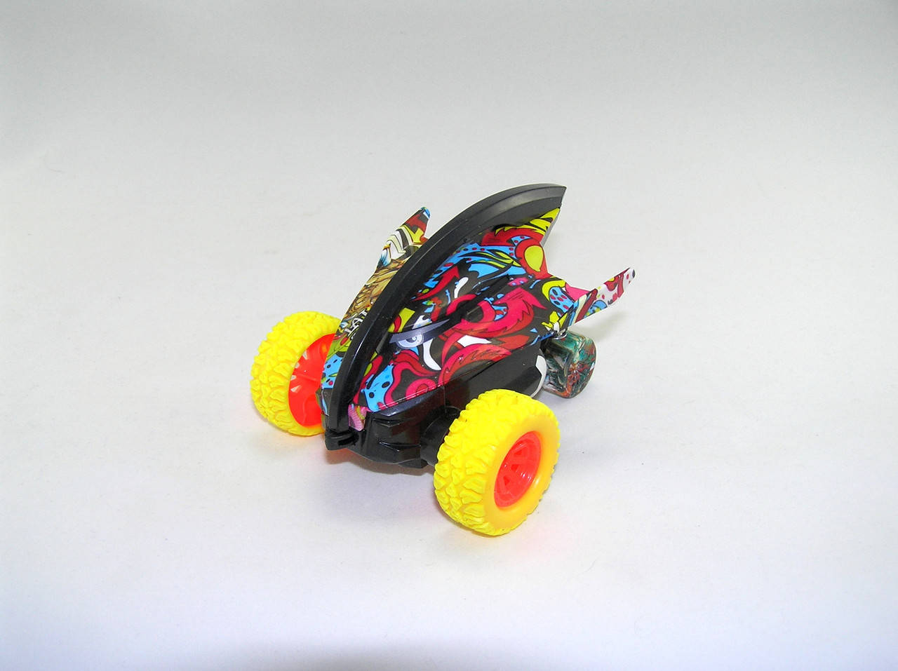 

Машинка трансформер инерционная "Stunt Shark Car", Разные цвета