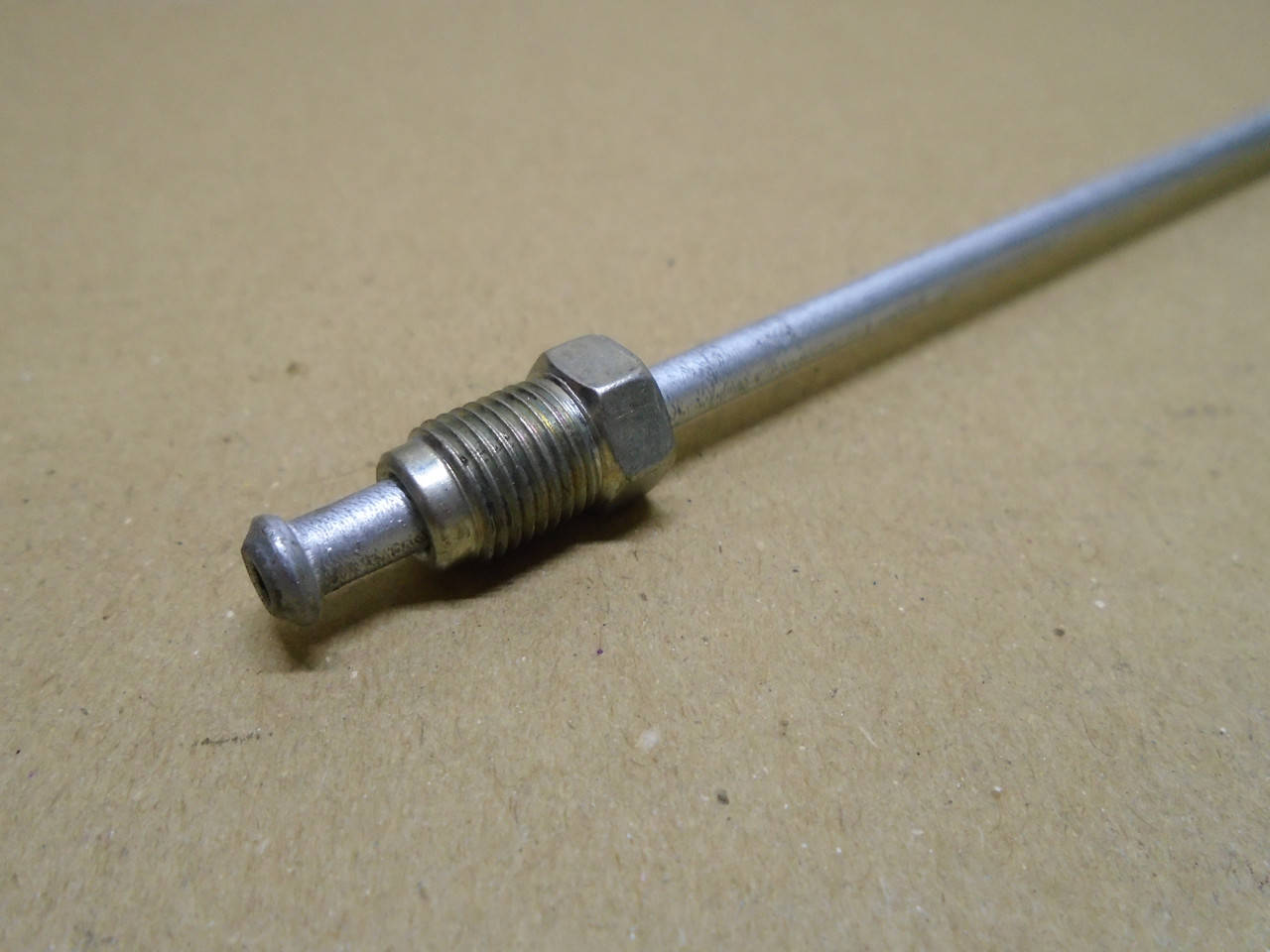 

Тормозная трубка для иномарок передняя задняя 30см