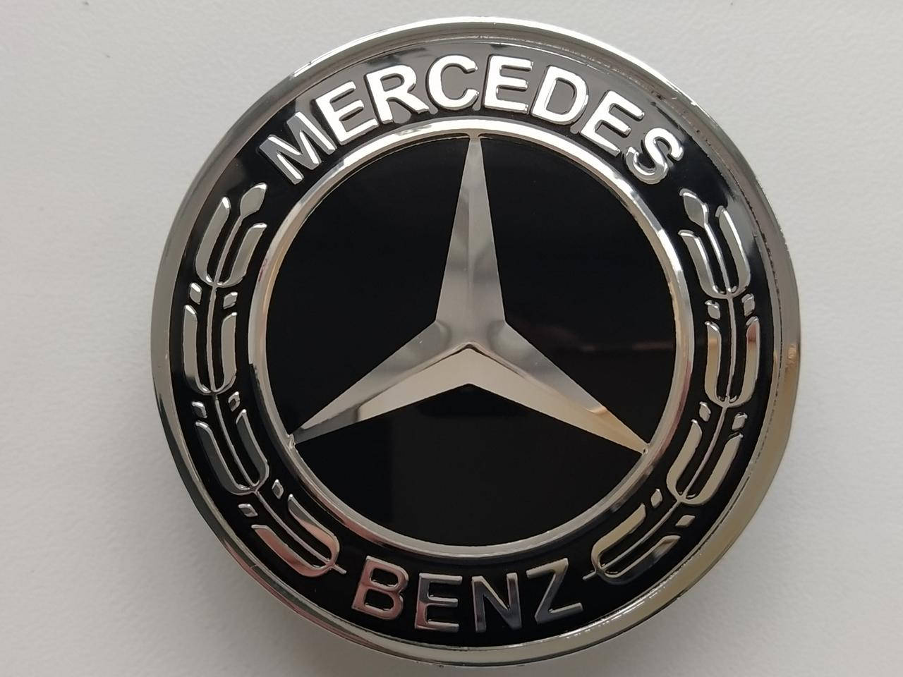 

Эмблема Mercedes-Benz на Капот 57 мм.