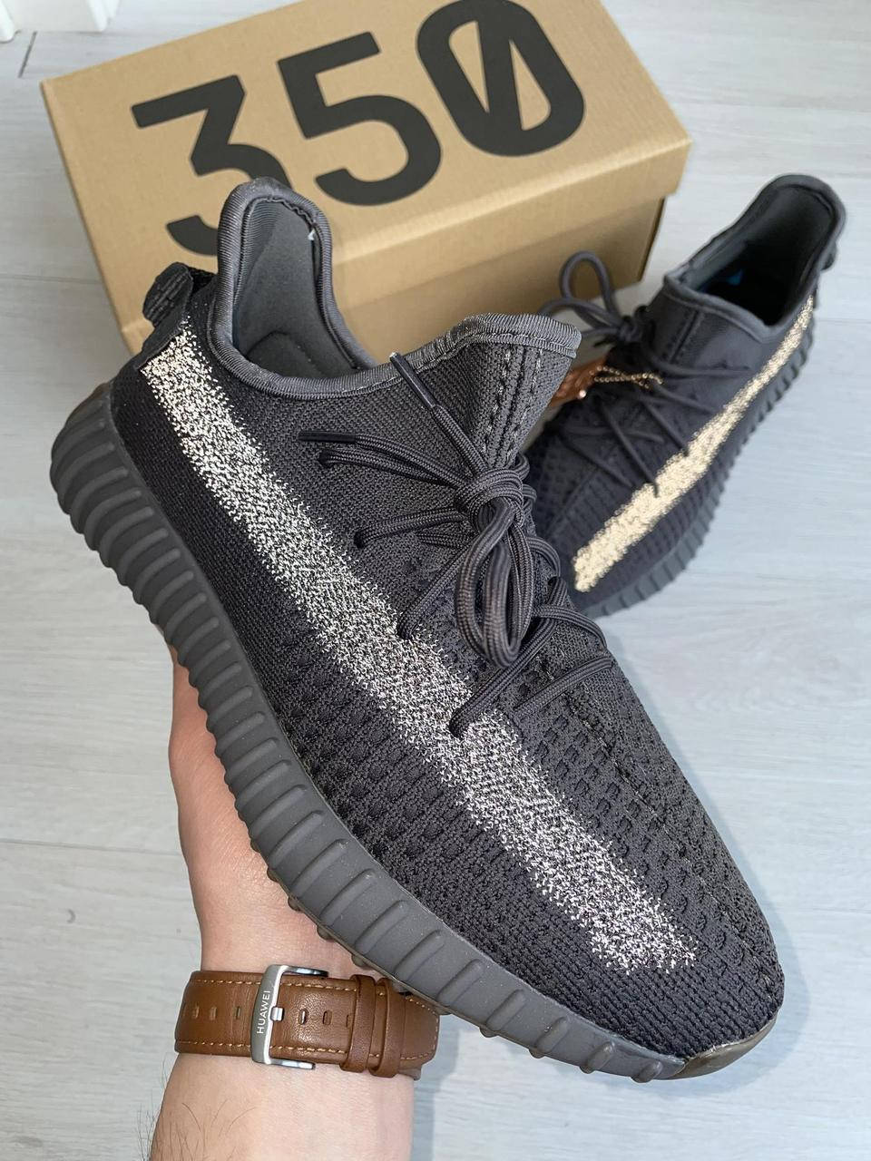 

Кроссовки Adidas Yeesy Boost 350 reflective (серые), Серый