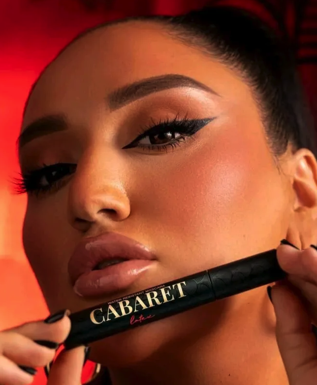 

Тушь для ресниц Vivienne Sabo CABARET LATEX - объемная, влагостойкая, Черный