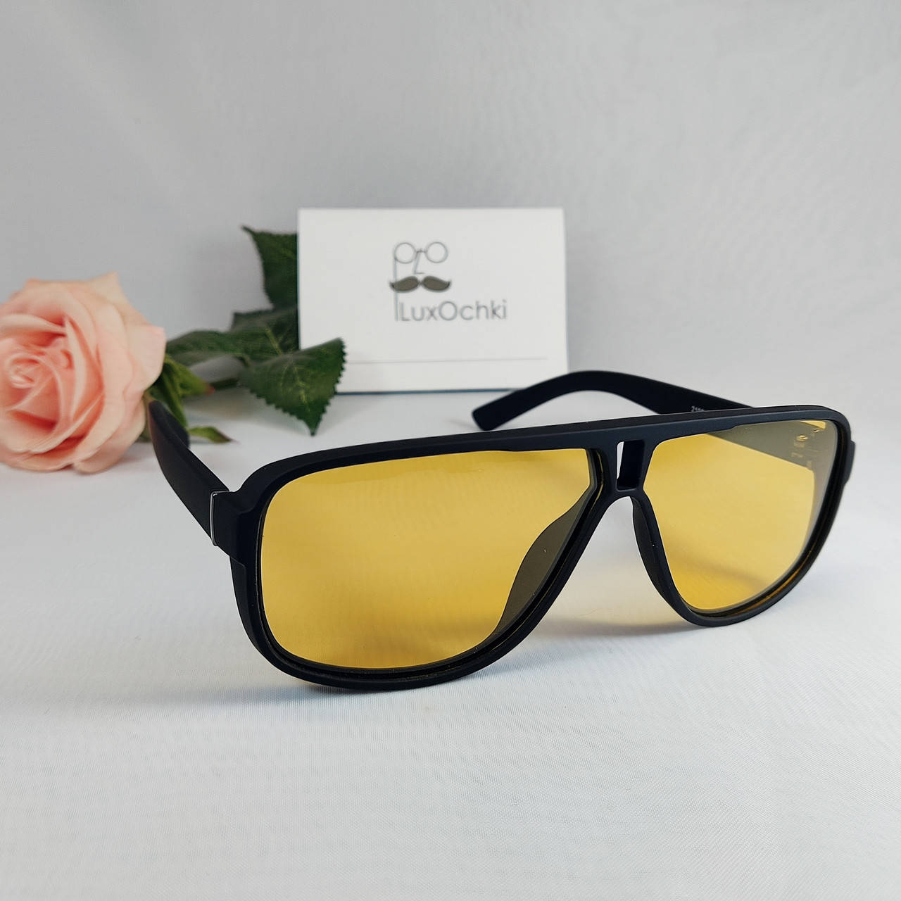 

Мужские солнцезащитные поляризованные очки черный матовый, желтый