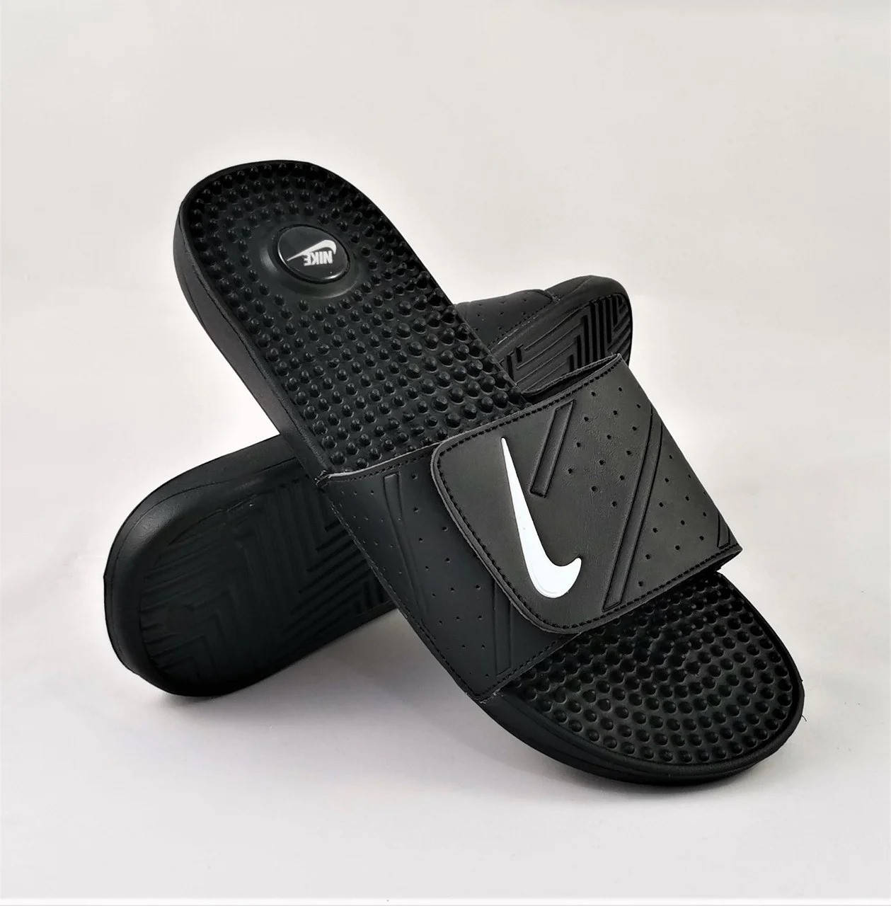

Мужские Шлёпанцы Nike Черные Массажёры Тапочки Сланцы Найк 41 размер, Черный