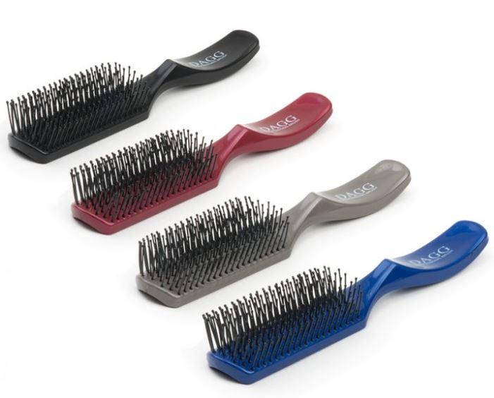 

Расческа пластиковая DAGG большая