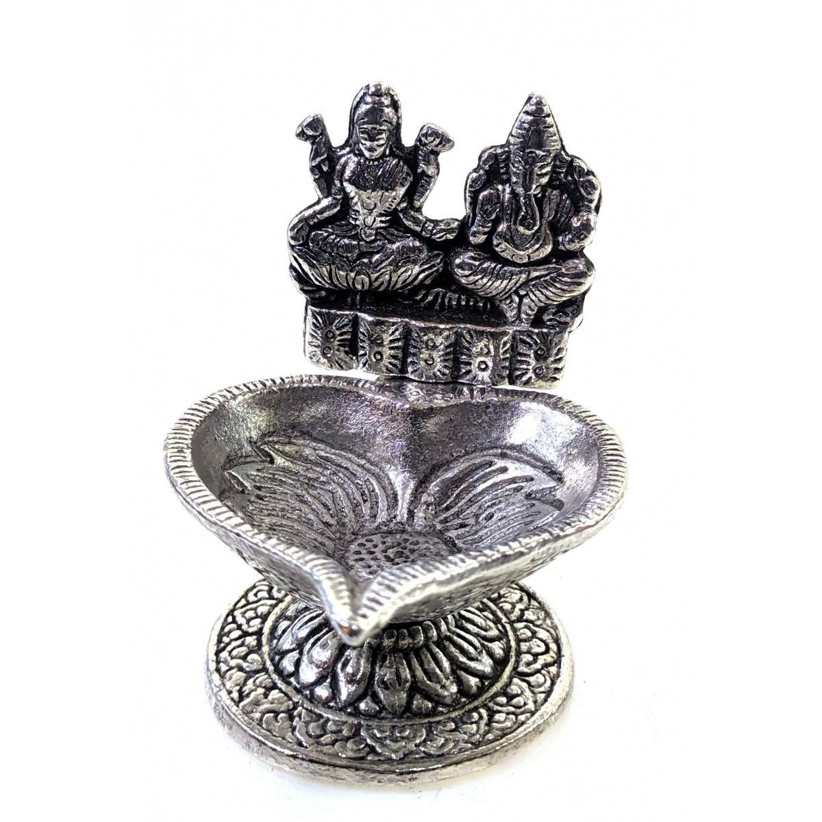 

Аромакурительница подставка металл "Ганеш и Лакшми" ShamanShop (8,5х7,5х7 см) 29284K