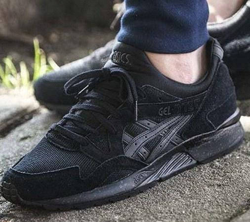 

Мужские кроссовки Asics