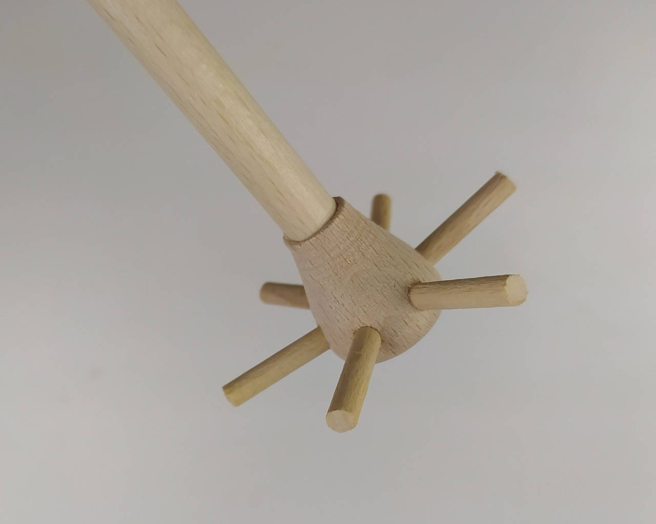 

Деревянная мешалка (взбивалка).