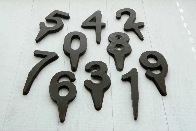 

Пластикова форма Цифри 3