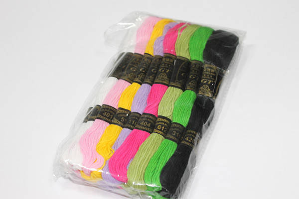 

Мулине в пакете 8м/24шт