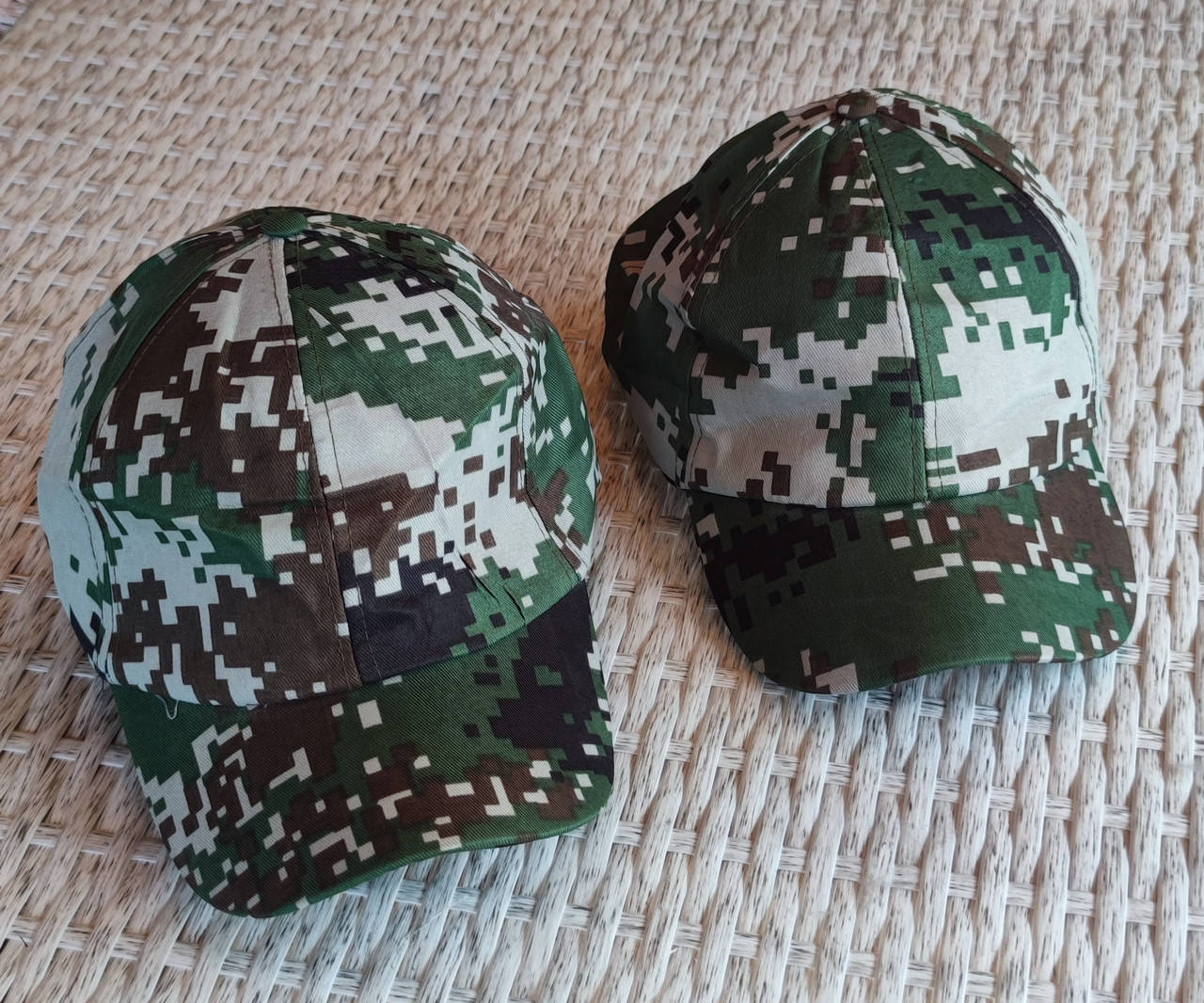 

Бейсболка пиксель