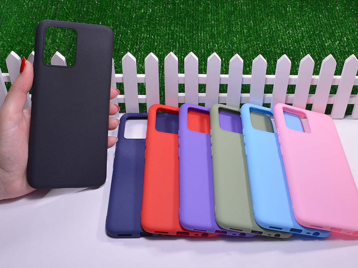 

Силиконовый бампер для Realme 8