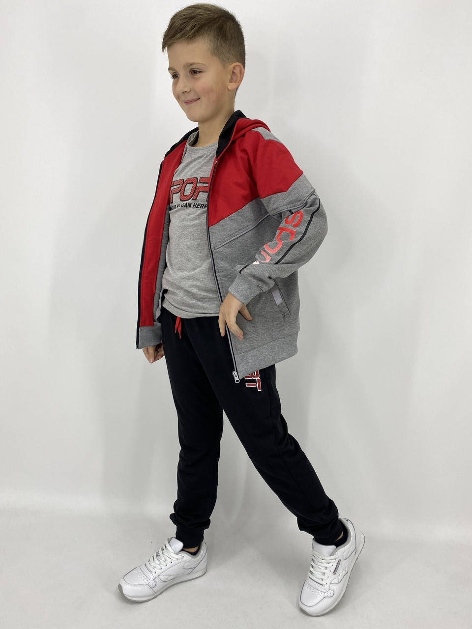 

Спортивный костюм для мальчиков 4-12 лет. Польша - Happy House