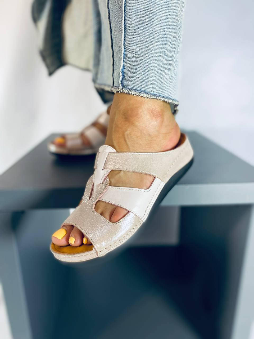 

Женские сабо Coronet 5308 37 Пудровый