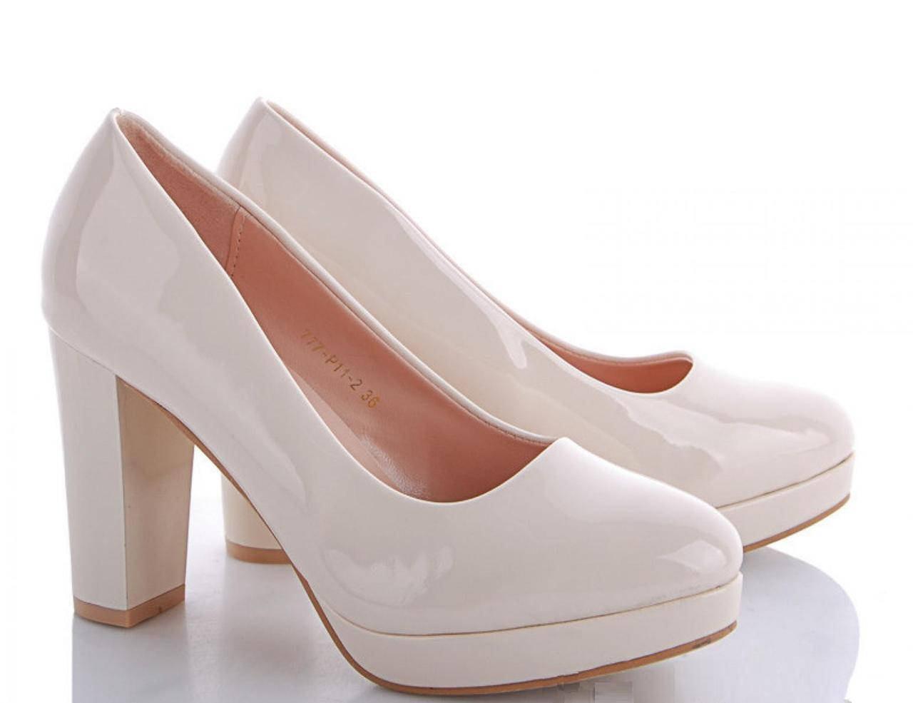 

Бежевые лаковые туфли устойчивый каблук 36 37 38 40, Бежевый