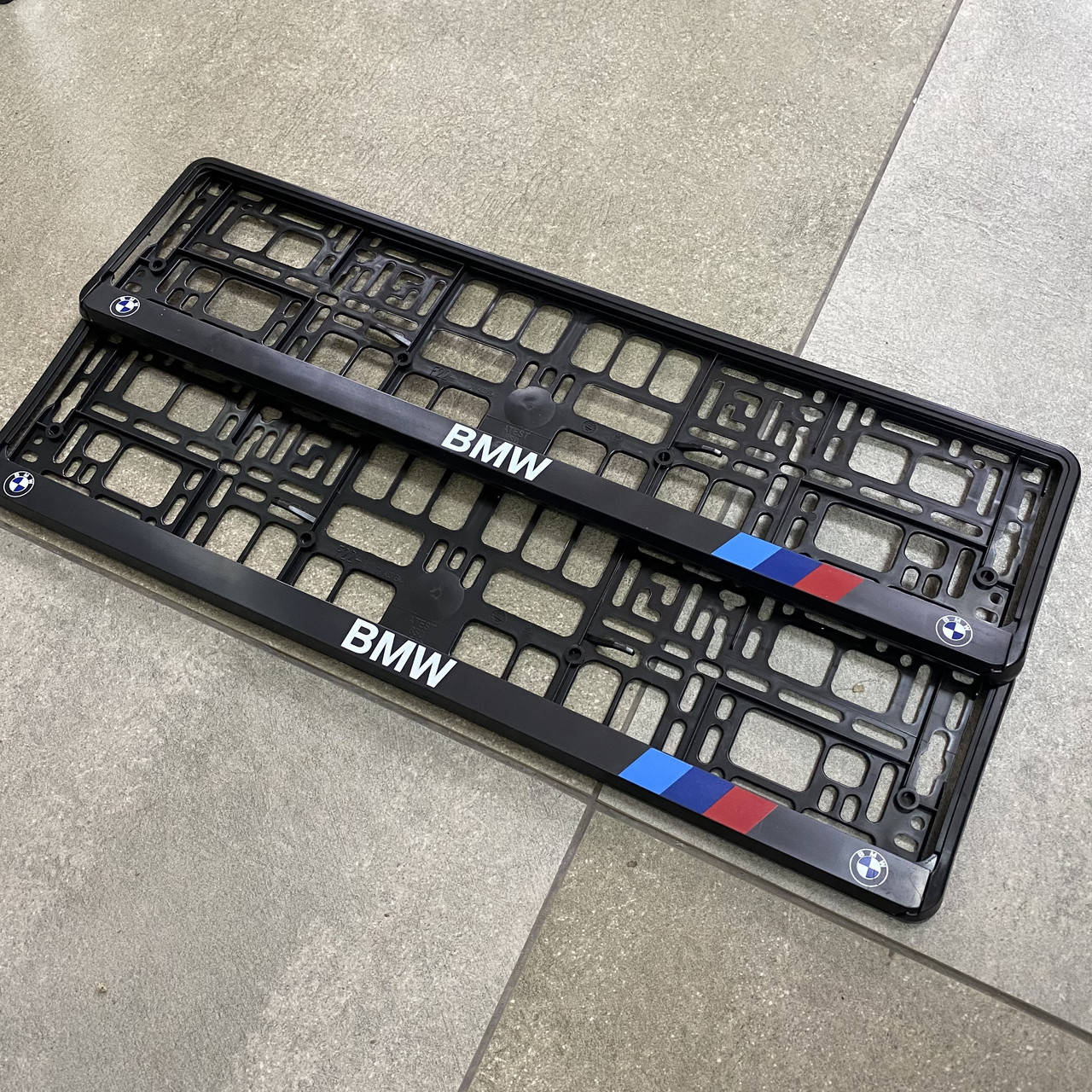 

Рамка под номерной знак BMW (БМВ) комплект 2 штуки