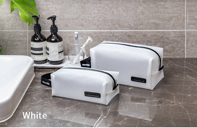 

Несессер Toiletry bag Q-9A TPU L 2.6 л