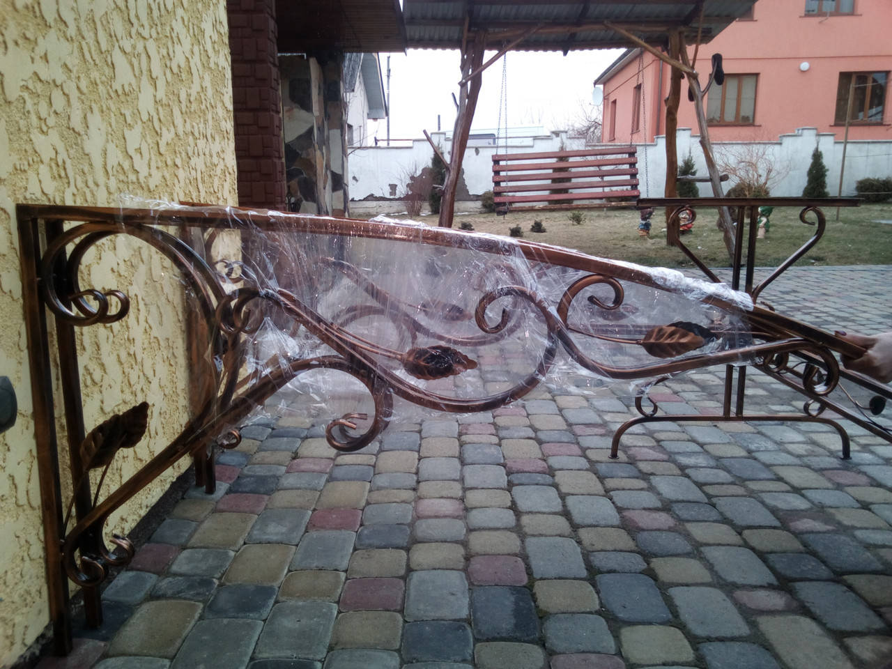 

Боковины для козырька 1.30м, Черный