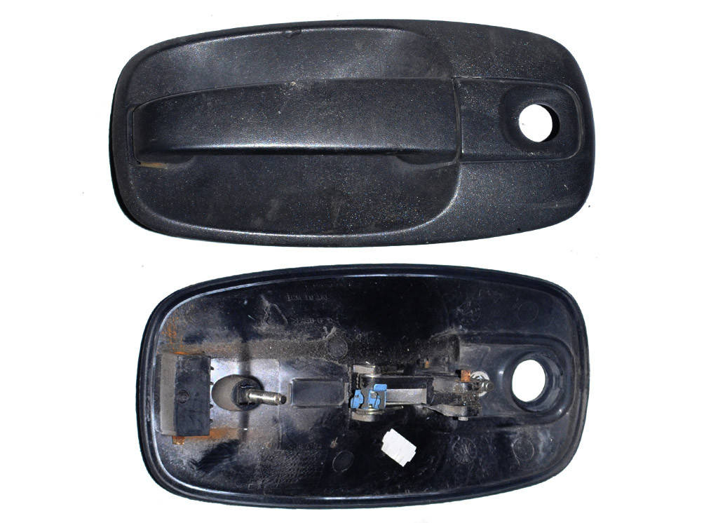 

Ручка двери наружная передняя левая OPEL VIVARO 2000-2014 8200170625