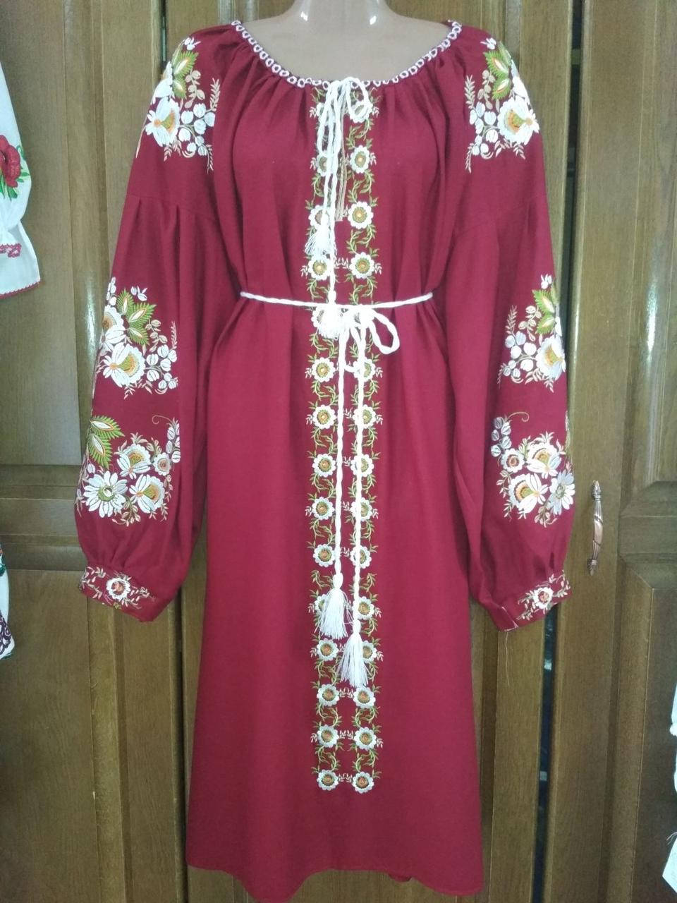 

Женское вышитое платье Бордо 58-60 размер, Бордовый