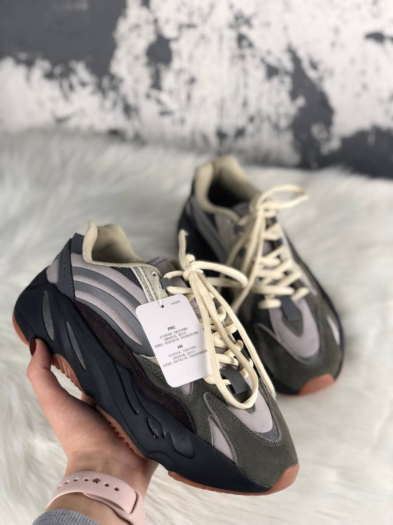 

Мужские кроссовки Adidas X Kanye West yeezy 700 v2, Белый
