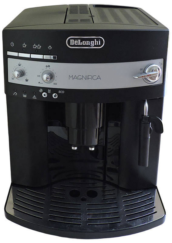 

Кофемашина б/у Delonghi Magnifica ESAM 3000 B Эко