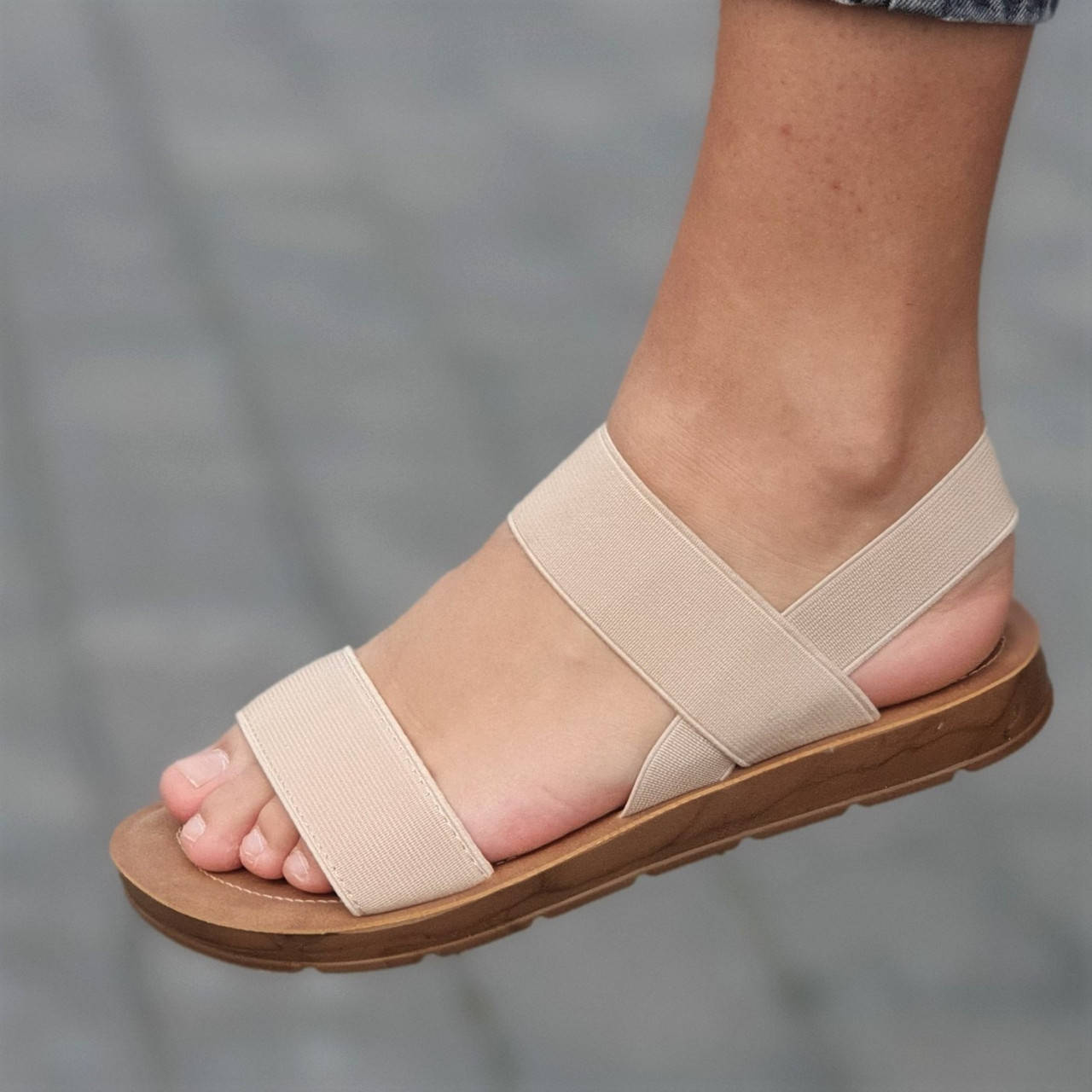 

Босоножки женские светлые бежевые (Код: 1773)