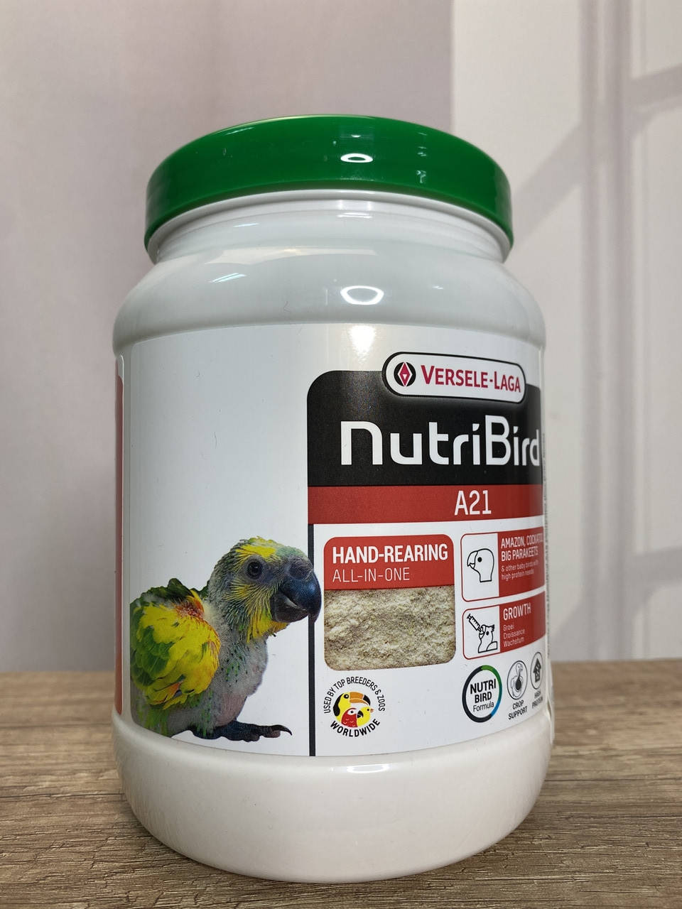 

Смесь для выкармливания птиц с первого дня Versele-Laga NutriBird A21