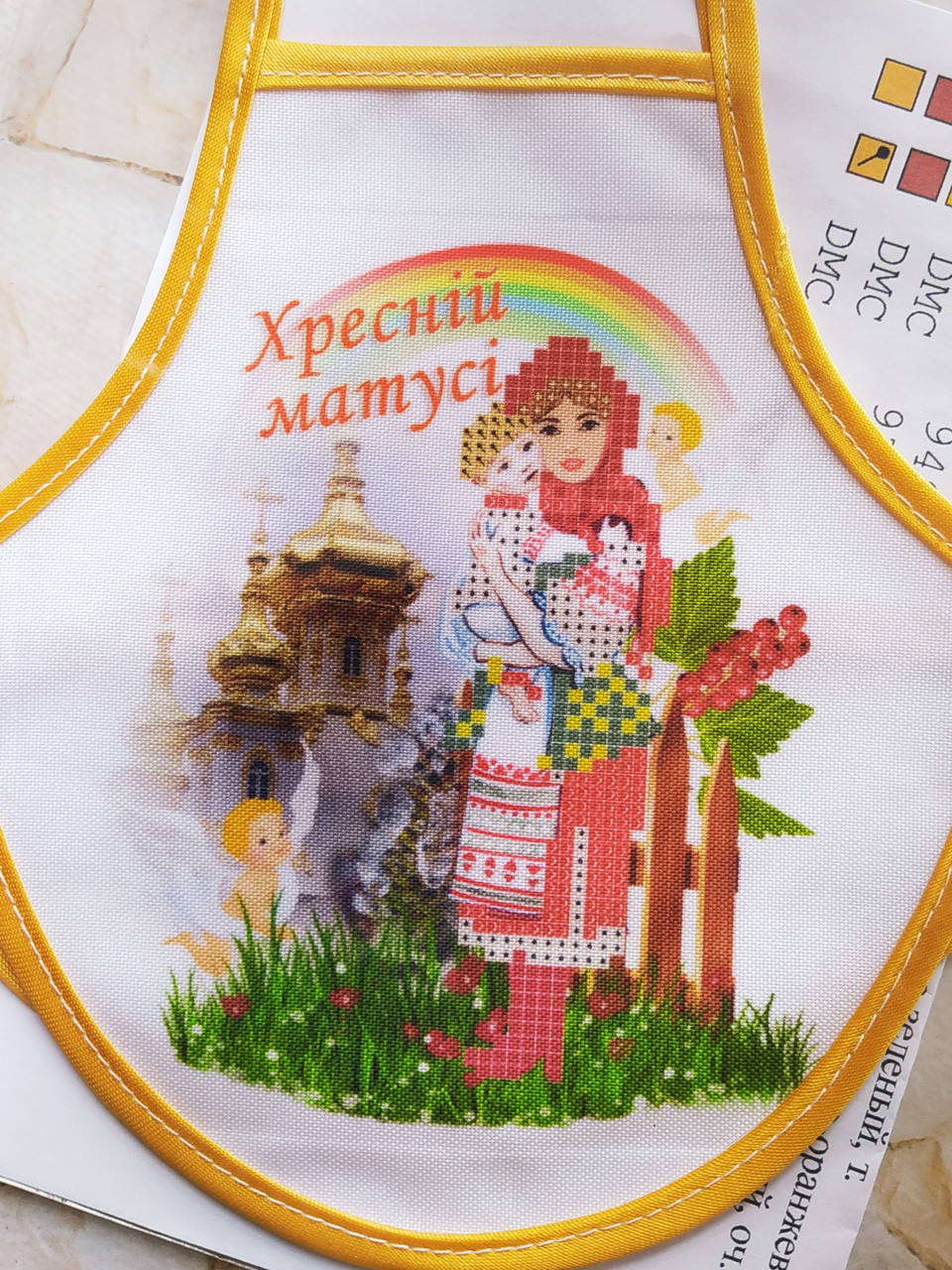 

Фартук на бутылку для вышивки бисером Крестной матери