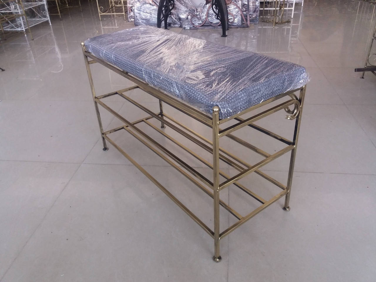 

Кованый пуф банкетка без спинки 75 см