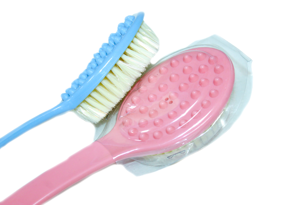 

Щетка для душа массажная с пластмассовой ручкой 2в1 35см